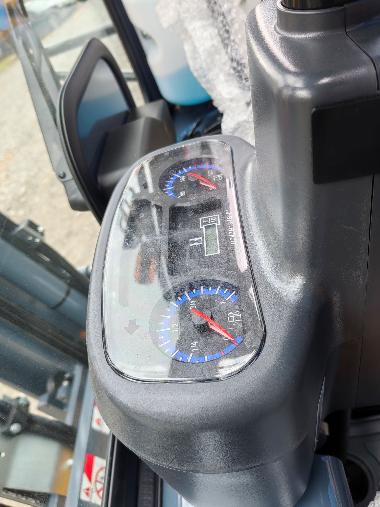 Бензиновый автопогpузчик Aurora Forklift CPQD25